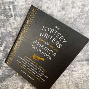 Quirk Books The Mystery Writers of America Cookbook Kate‎ White Hardcover